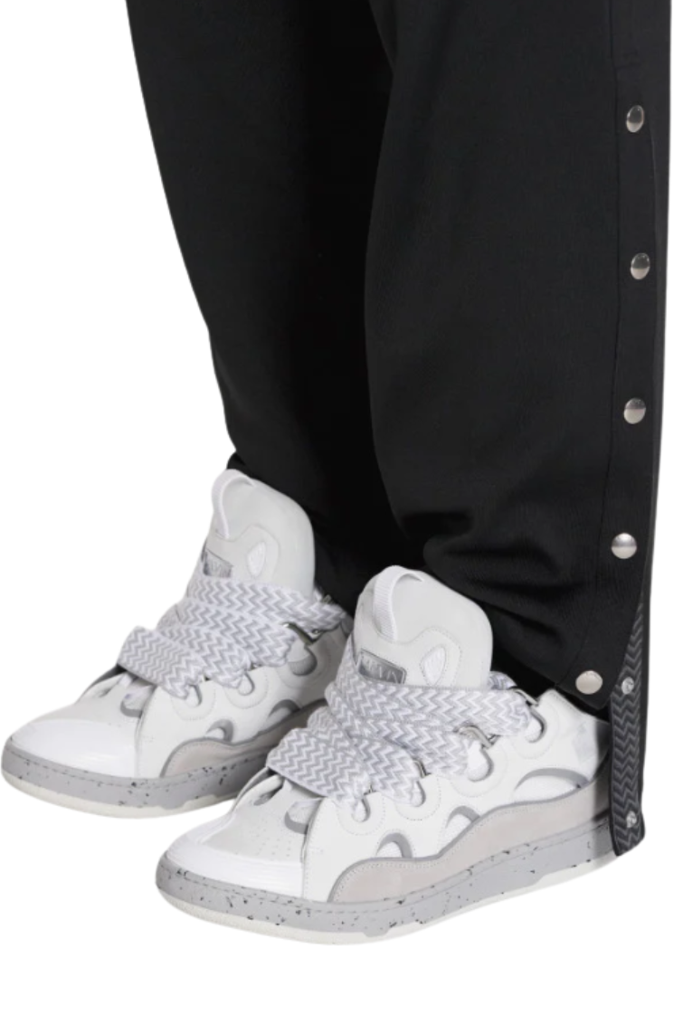Curb Sneakers