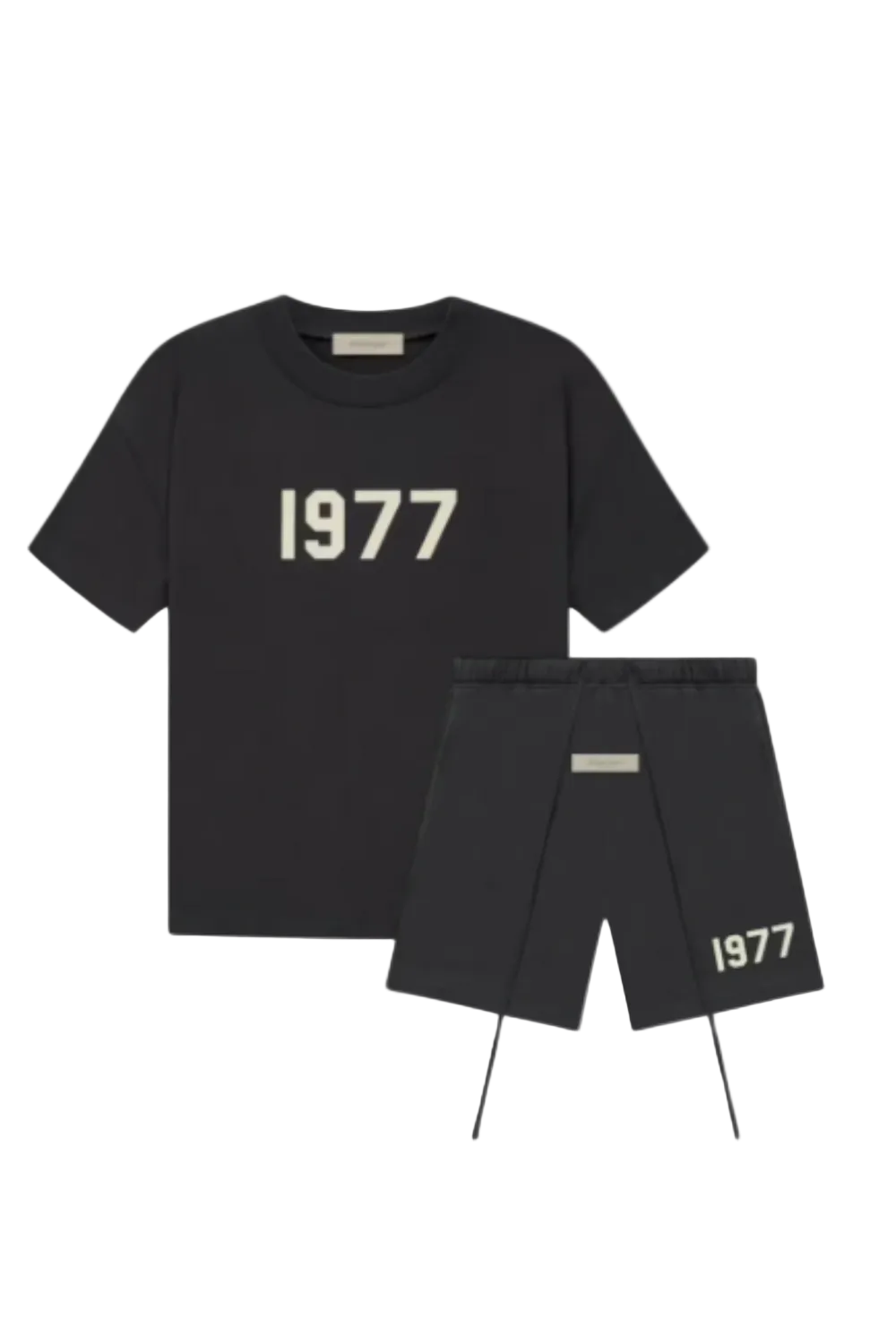 Essential 1977 Short Set